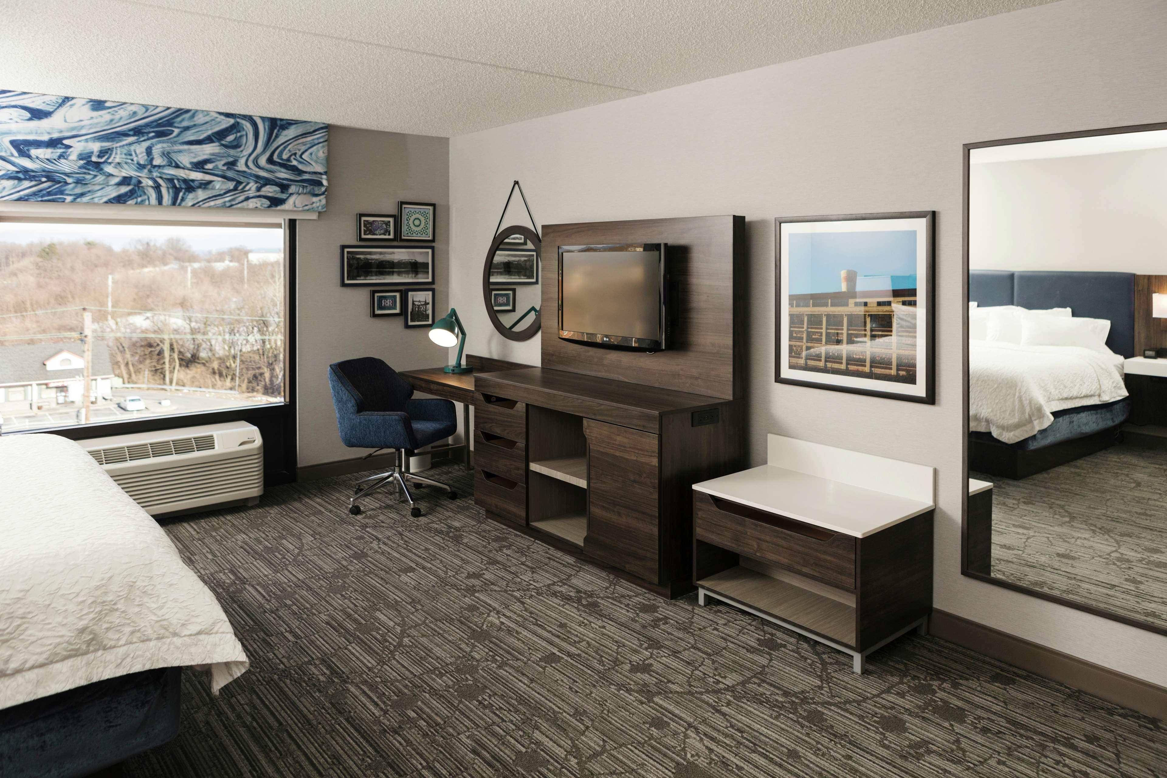 Hampton Inn Easton Bagian luar foto