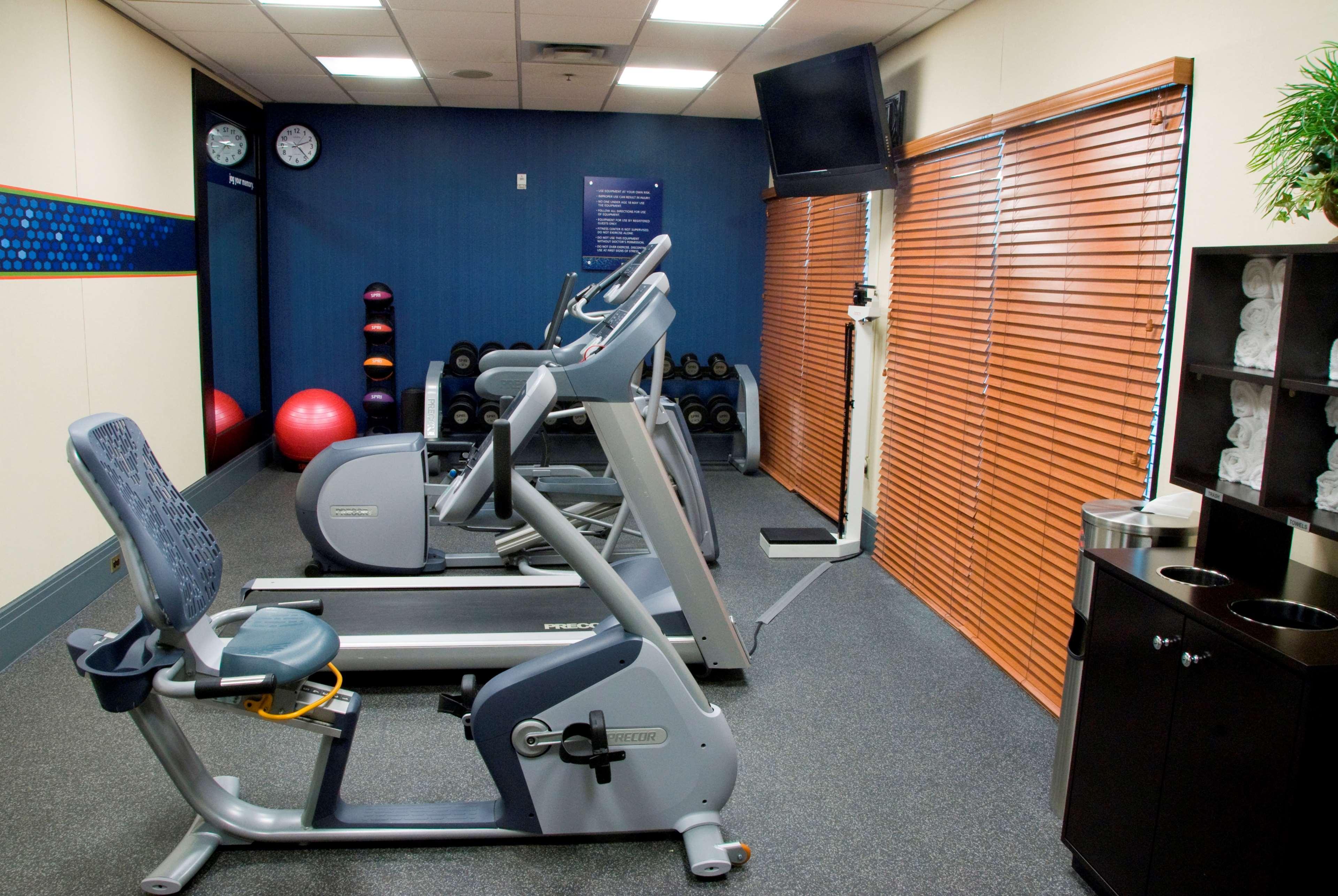 Hampton Inn Easton Bagian luar foto