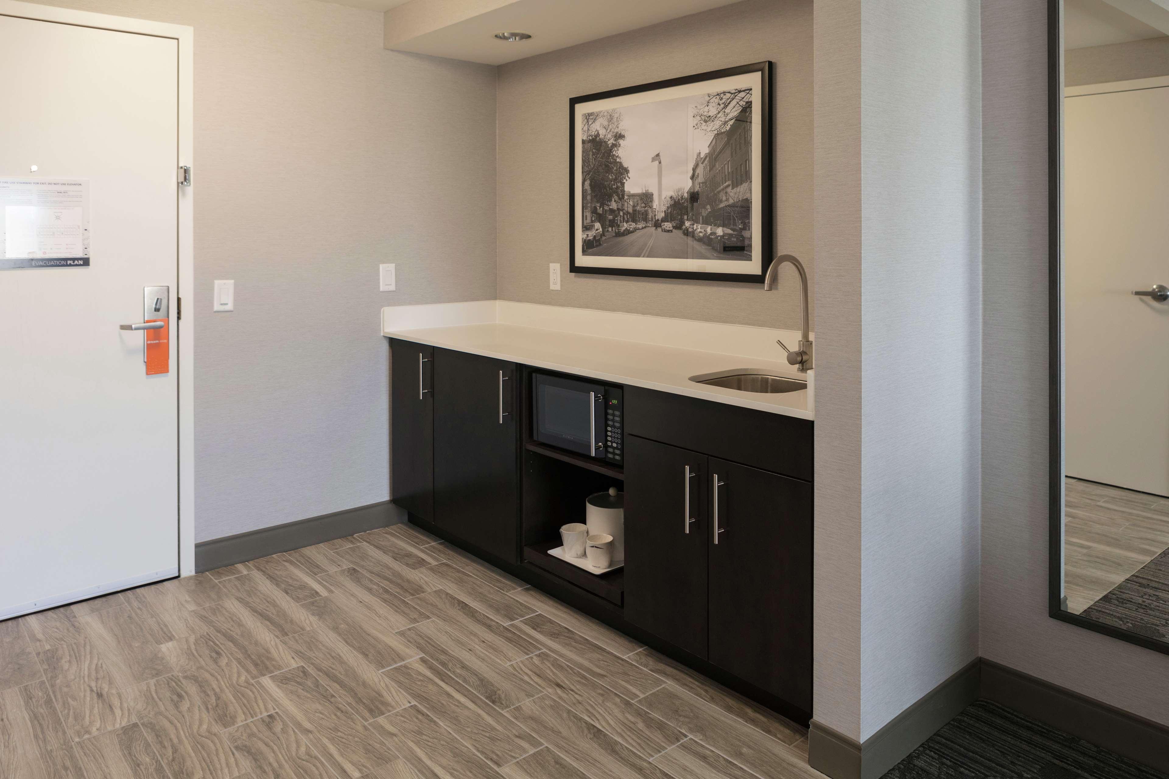 Hampton Inn Easton Bagian luar foto